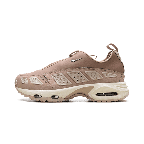 NIKE WOMENS Air Max Sunder PRM WMNS "Rattan" HV4510 200 from Stadium Goods