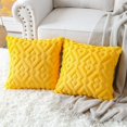 thumbnail image 2 of Juego de 2 Fundas de Cojines Decorativas, Lana de Terciopelo Corta, Felpa Suave, Estilo Lujoso, para sofá, Dormitorio, Diamante Moderno, Amarillo Dorado, 45 x 45 cm, 2 of 5