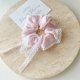 thumbnail image 1 of Corbatas para el cabello para mujeres – Juego de 3 piezas de coleteros para el cabello para niñas – Diseño de encaje blanco – Corbata para el cabello con soporte para cola de caballo de tela, 1 of 5