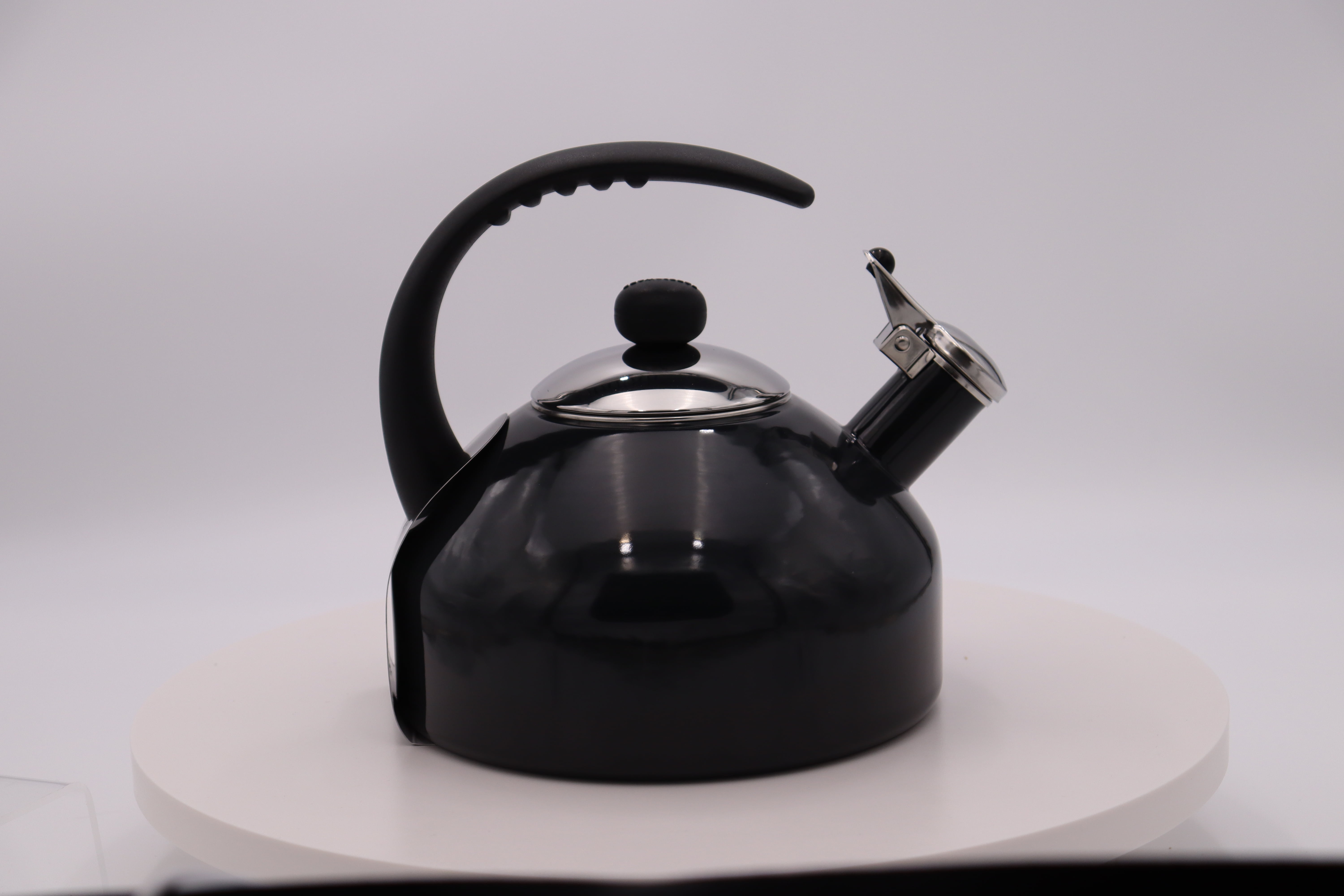  Farberware Omega Tea Kettle, Whistling Tea Pot, Works For All  Stovetops, Porcelain Enamel on Carbon Steel, BPA-Free, Rust-Proof, Stay  Cool Handle, 2.75 quart (11 cups) Capacity(Gray): Home & Kitchen