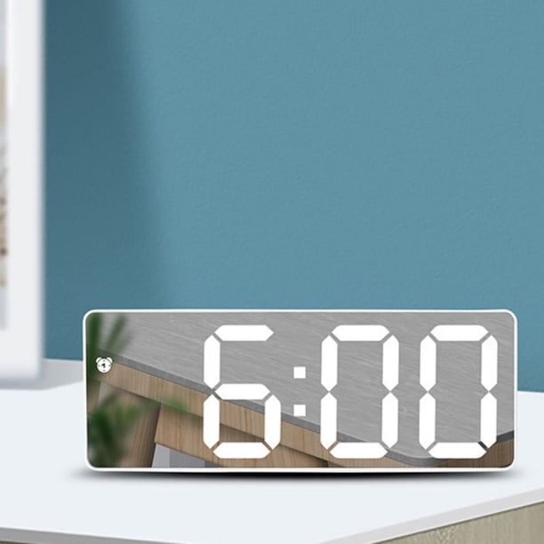 Reloj despertador digital LED Jadeshay con espejo y alarma para mesita de noche