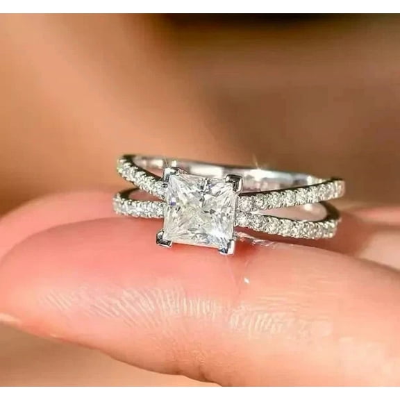 2Ct Princess Cut Simulated Diamond Women's Engagement Ring 14K White Gold Plated Silver