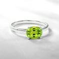thumbnail image 3 of JeenMata Anillo de Compromiso Solitario con Peridoto de Corte Ovalado de 1,25 Quilates (Piedra Natal de Agosto) en Oro Blanco de 18 K sobre Plata, 3 of 6