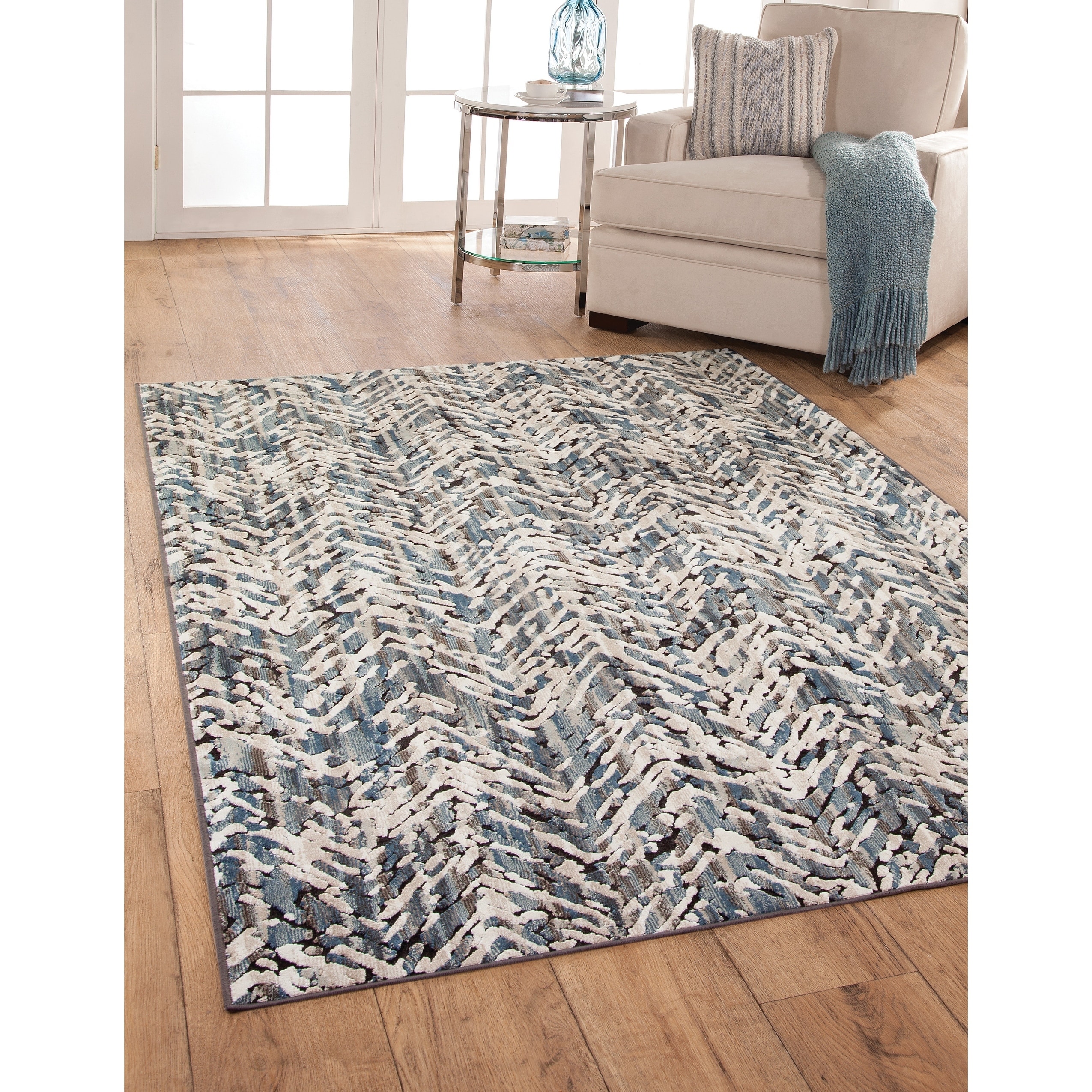 Greyson Living Holden Blue/Ivory/Natural Chenille/ Viscose Area Rug by