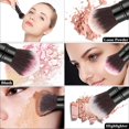 thumbnail image 4 of Brocha de Maquillaje Kabuki Retráctil NQ Brocha para Colorete Facial de Viaje, 4 of 5