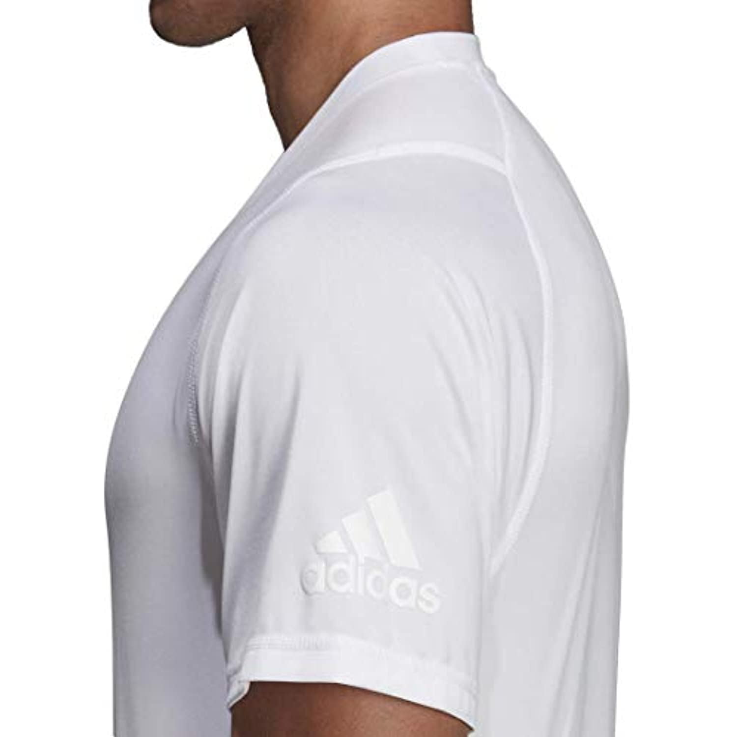 adidas Men's Freelift_Sport Graphic Tee Badge of Sport White Small