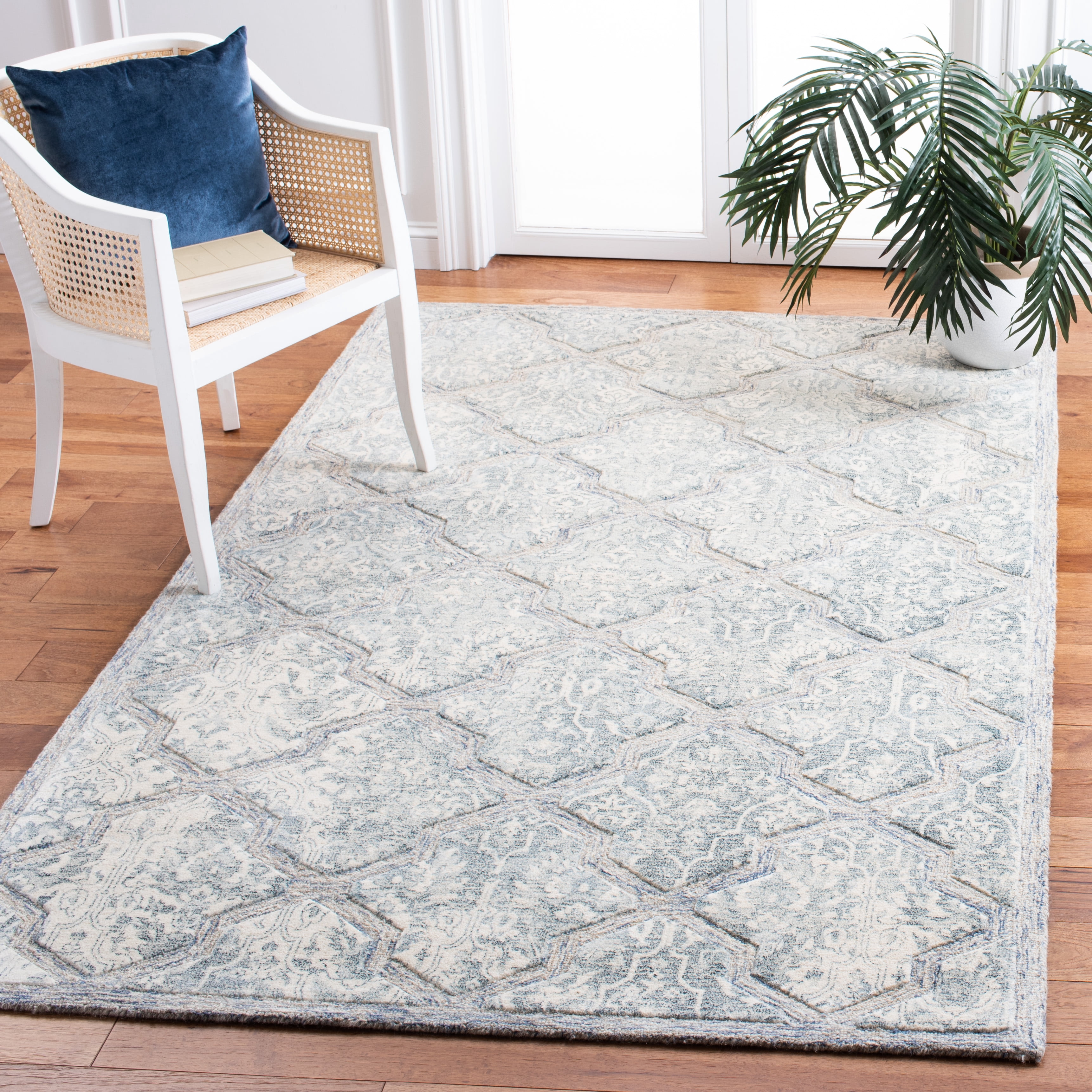 SAFAVIEH Restoration Vintage Isla Geometric Area Rug, Blue/Ivory, 5' x 8'