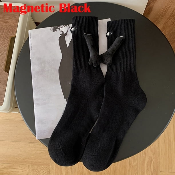 Calcetines para parejas con ojos de dibujos animados, medias divertidas y creativas con atracción magnética, color blanco y negro, 1 par