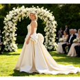 thumbnail image 4 of zanzanmeow Wedding Registry French satin heavy-duty pleated tube top fishtail light wedding dress bow slimming door veil elegant temperament banquet evening dress long skirt, 4 of 7