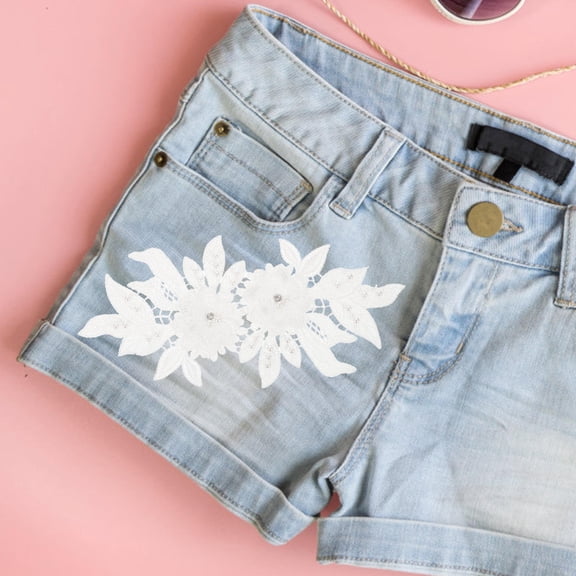 Luxshiny White Flower Patches for DIY Clothing Accessories 2Pcs