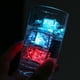thumbnail image 3 of Cubo de Hielo LED Resistente Al Agua, 24 Piezas Multicolor Que Brilla en la Oscuridad Cubo de Hielo con Luz LED Que Brilla en la Oscuridad para Fiestas de Bebidas, 3 of 5