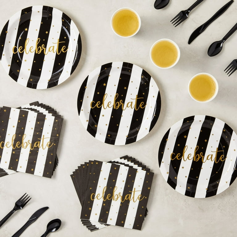 Black and white paper plates and napkins deals