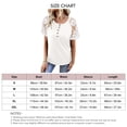 thumbnail image 4 of Blusa de verano de moda cómoda con empalme de botones huecos de encaje y manga corta informal para mujer, 4 of 5