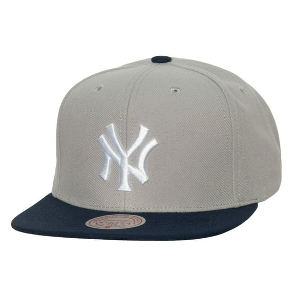 Men's Mitchell & Ness Gray New York Yankees Cooperstown Collection Away Snapback Hat