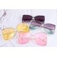 thumbnail image 3 of Gafas de sol cuadradas sin montura de gran tamaño para mujer con incrustaciones de perla en la patilla D, 3 of 4