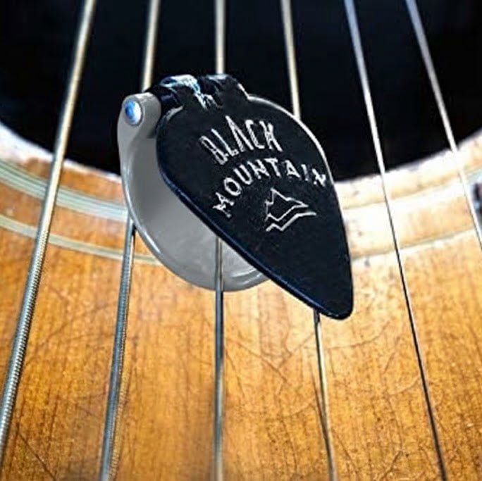 BLACK MOUNTAIN Medium Gauge Thumb Picks (5 Pack) for Acoustic Guitar Electric Guitar Ukulele Banjo and More Spring Loaded Right Handed for Medium to XL Thumbs Premium Finger Picks