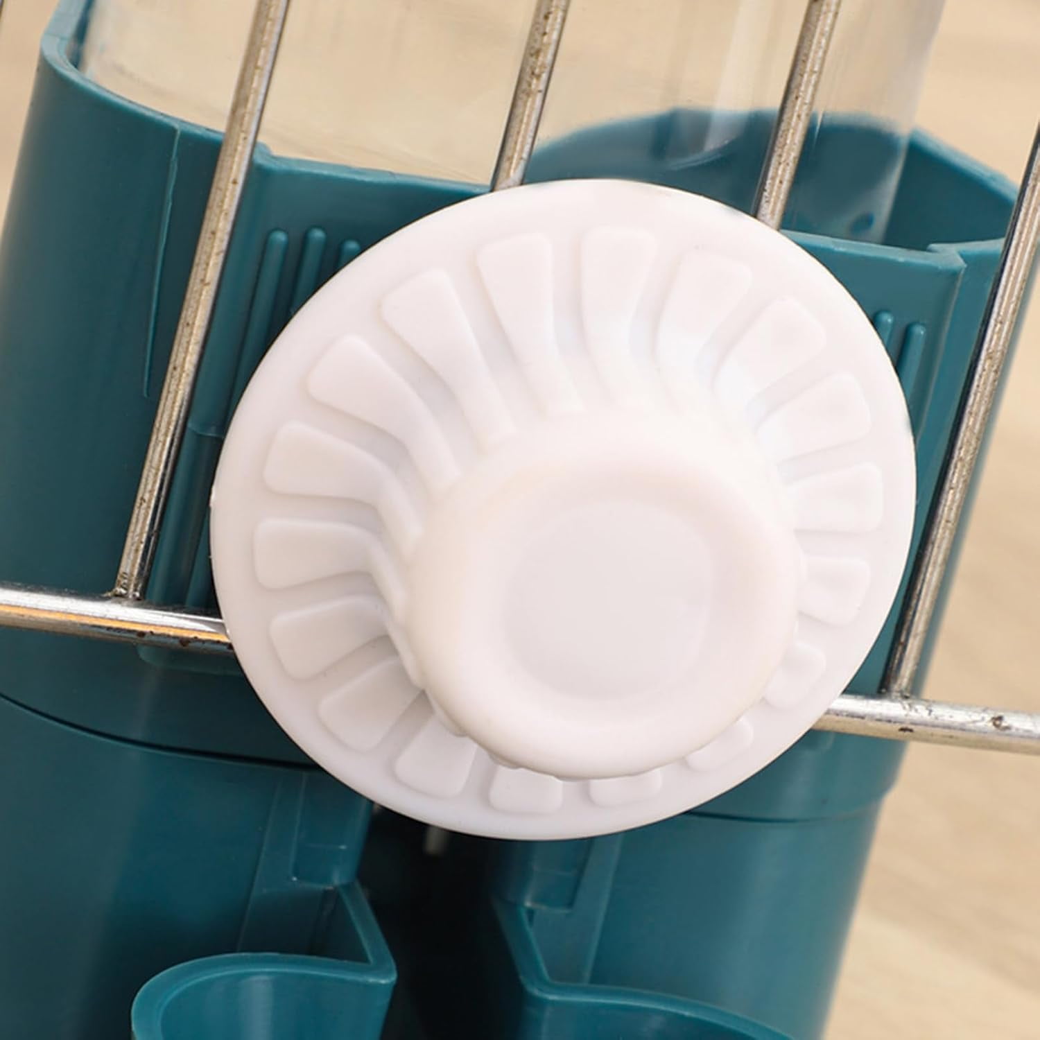RKXQT Water Dispenser for Pet Cats Automatic Water Bowl Hangable Dog Watering Feeder Drinking Dispenser for Small Dogs Kennels