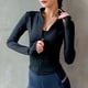 thumbnail image 4 of Chaqueta deportiva para mujer, abrigo de Yoga con cremallera, ropa de secado rápido, chaqueta deportiva, sudaderas con capucha para correr, ropa deportiva con agujero para el pulgar, Top de entrenamie, 4 of 5