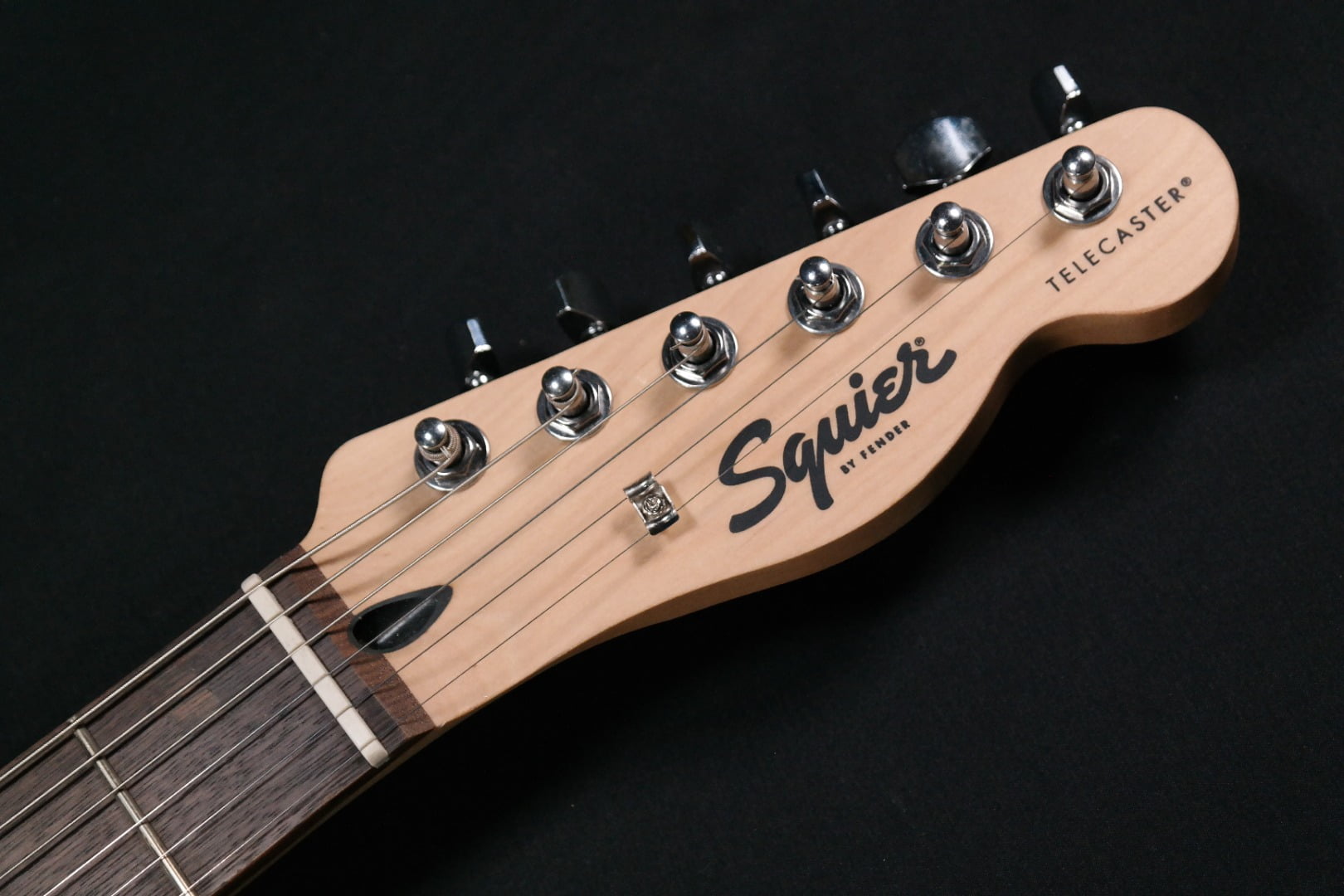 Squier Sonic Telecaster - Laurel Fingerboard - Black Pickguard - Torino Red - 607