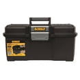 thumbnail image 3 of Caja de herramientas DEWALT One Touch con sello de agua de 24 pulgadas (DWST24082), 3 of 5