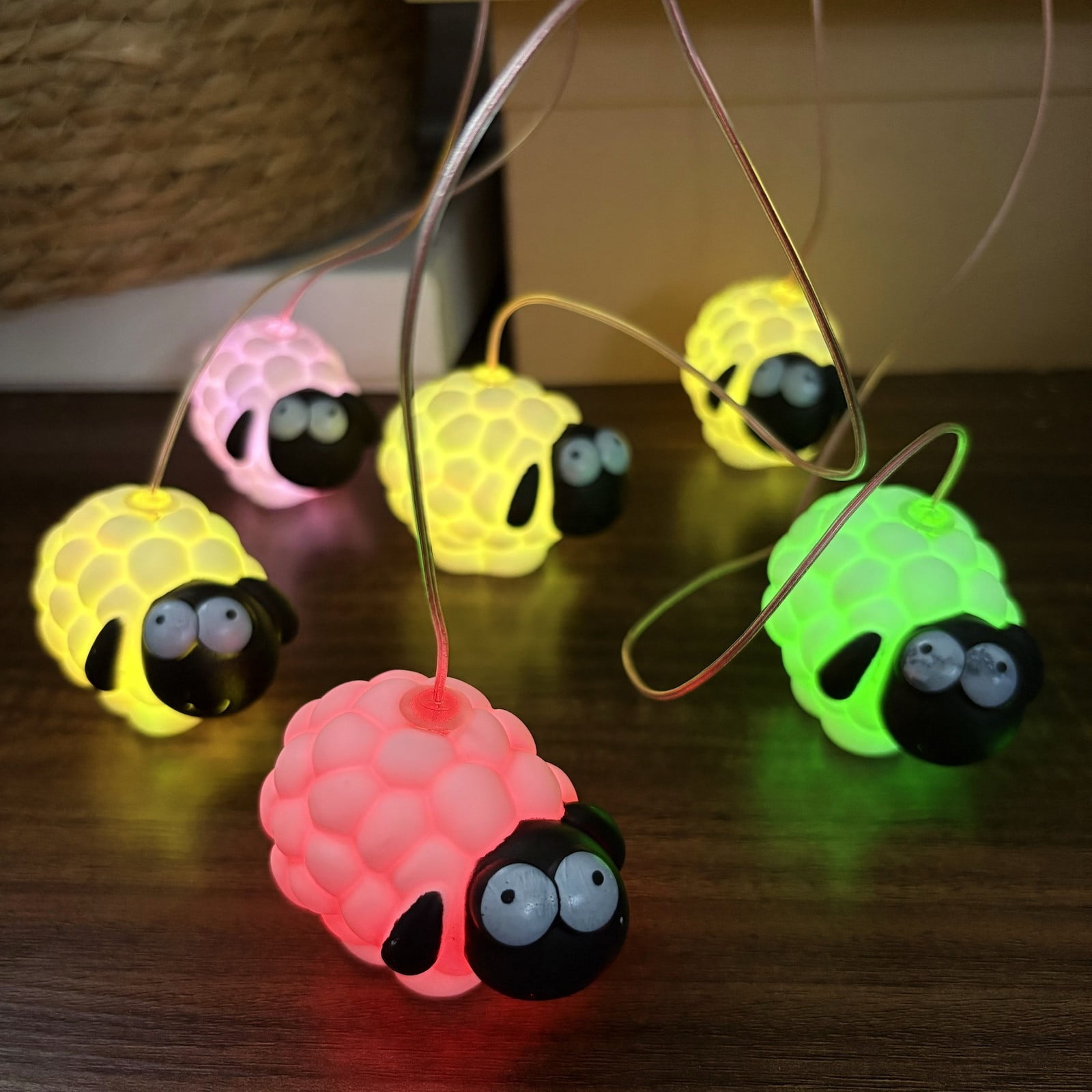 6 Color Changing LEDs Solar Black Face Sheep Wind Chimes Lights Gift for Mom, Festival, Patio, Garden, Outdoor Farmhouse Decoration