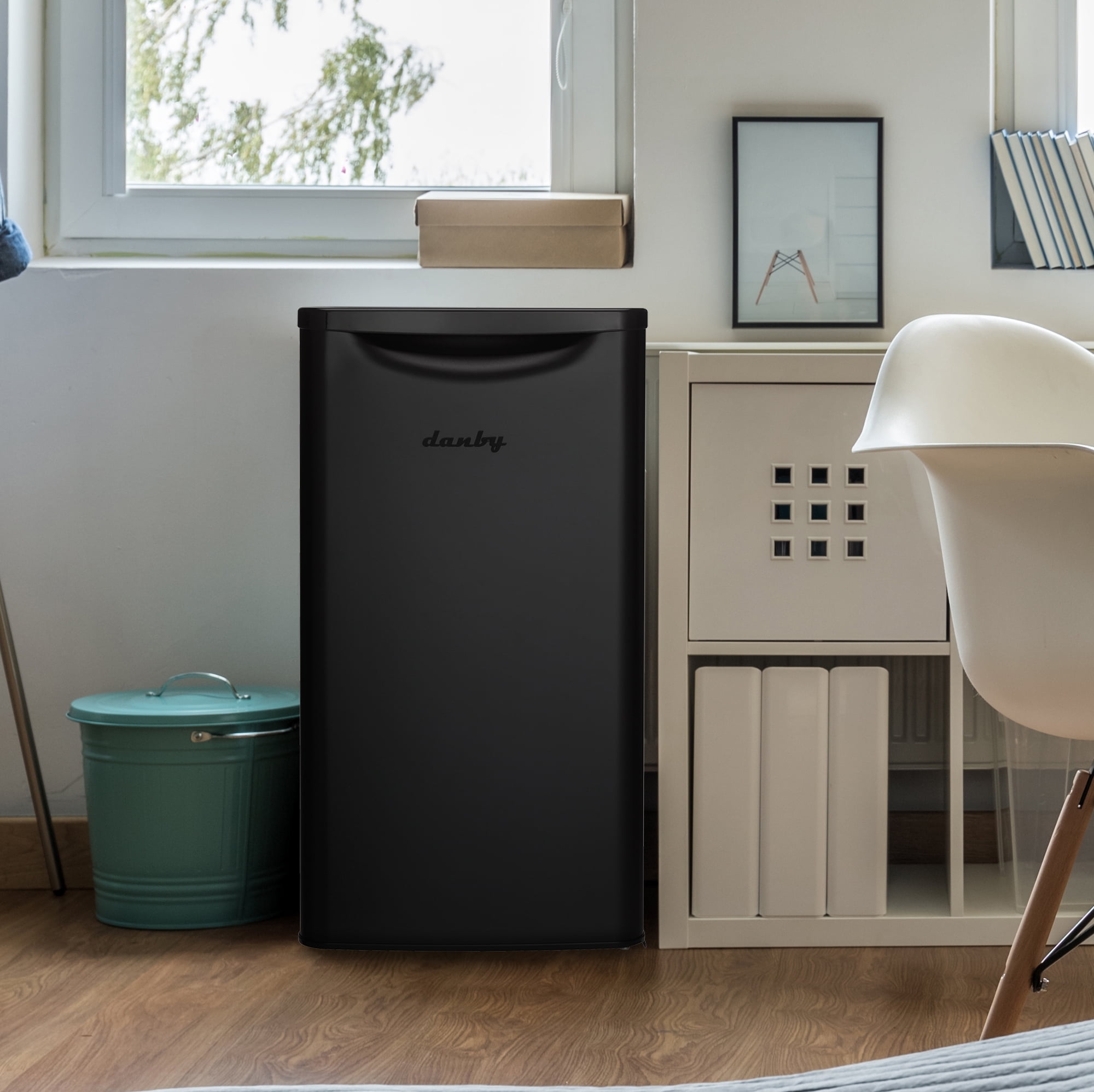 Danby 3.3 cu. ft. Compact Fridge in Black (DAR033A6BDB)