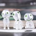 thumbnail image 4 of Figuras de elfos de los árboles, 4 of 5