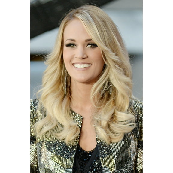 Carrie Underwood On Stage For Nbc Today Show Concert With Carrie Underwood, Rockefeller Plaza, New York, Ny October 23, 2015. Photo By: Kristin Callahan/Everett Collection Photo Print (16 x 20)