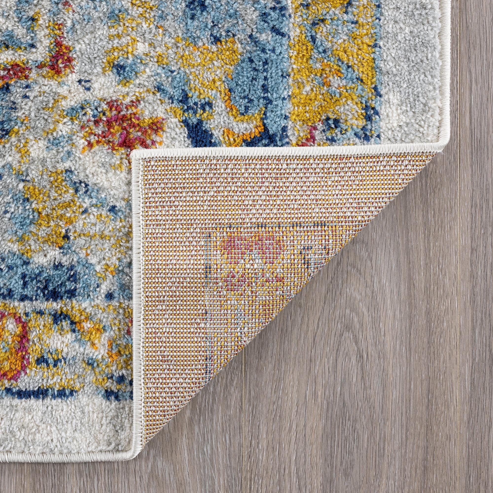 Diamond Traditional 5' x 7' Cream and Blue Polypropylene Indoor Area Rug