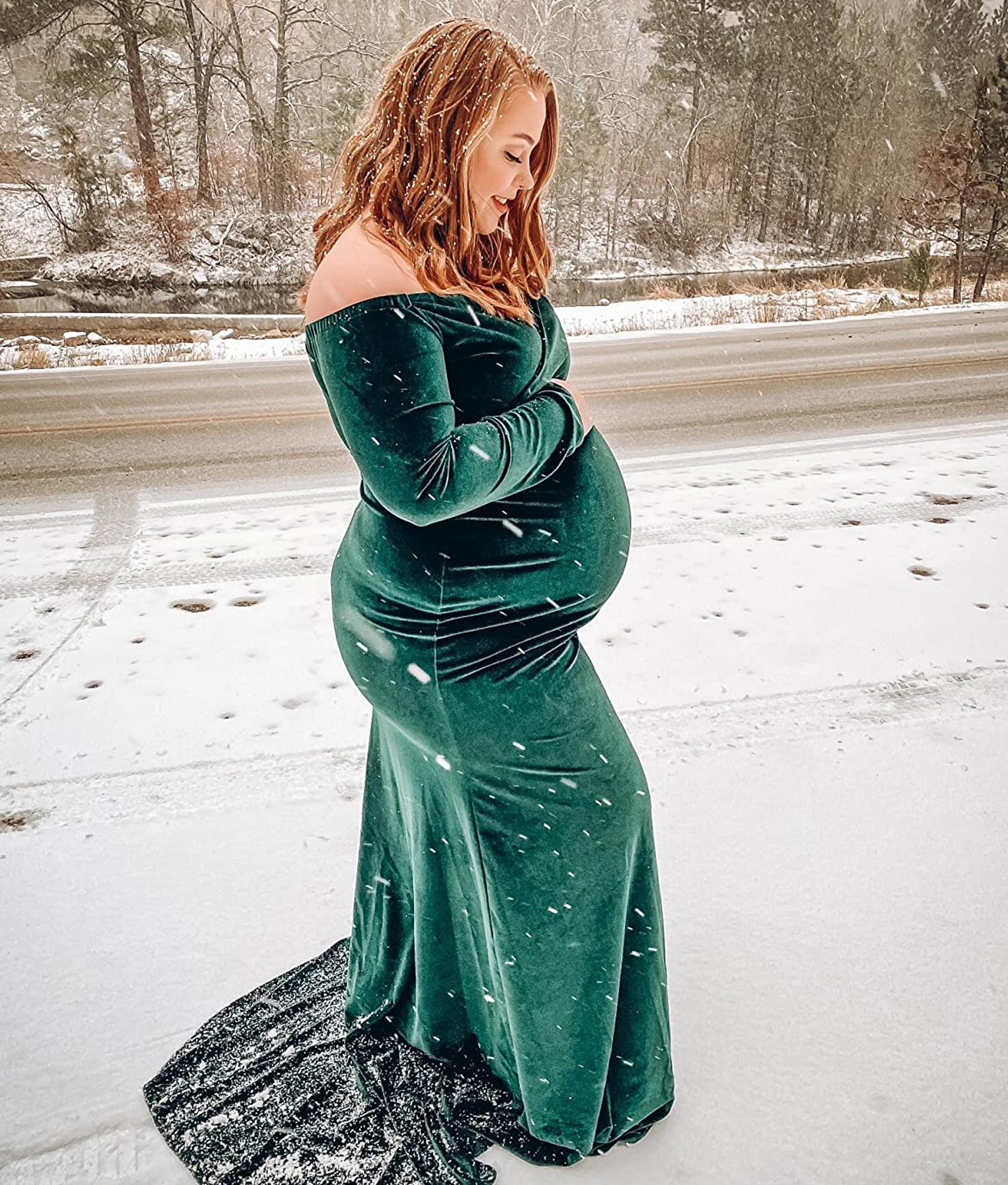 JustVH Women's Velvet Maternity Dress for Photography Baby Shower V-Neck  Off Shoulder Gown Maxi Photography Dress for Photoshoot(Green,L) -  Walmart.com