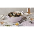 thumbnail image 2 of Olla holandesa ovalada Le Creuset Signature de hierro fundido esmaltado, 6.75 L, color chalota, 2 of 4