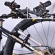 thumbnail image 5 of Abrazadera de bicicleta para linterna de 2 uds, soporte de montaje de linterna de rotación de 360 ​​°, soporte de Clip de rotación para linterna, ciclismo, equitación, 5 of 5
