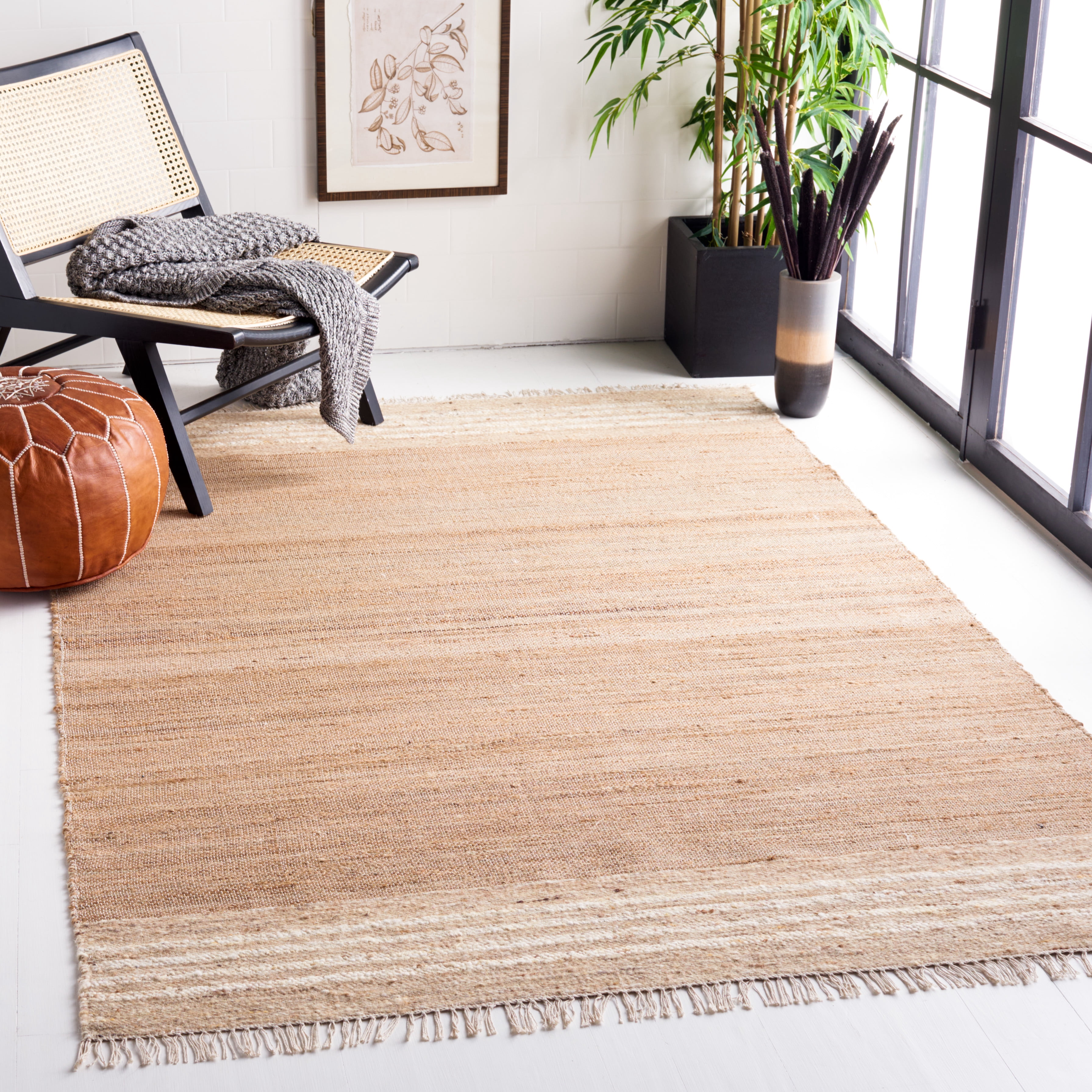 SAFAVIEH Natura Constantine Striped Area Rug, Natural/Ivory, 4' x 6'