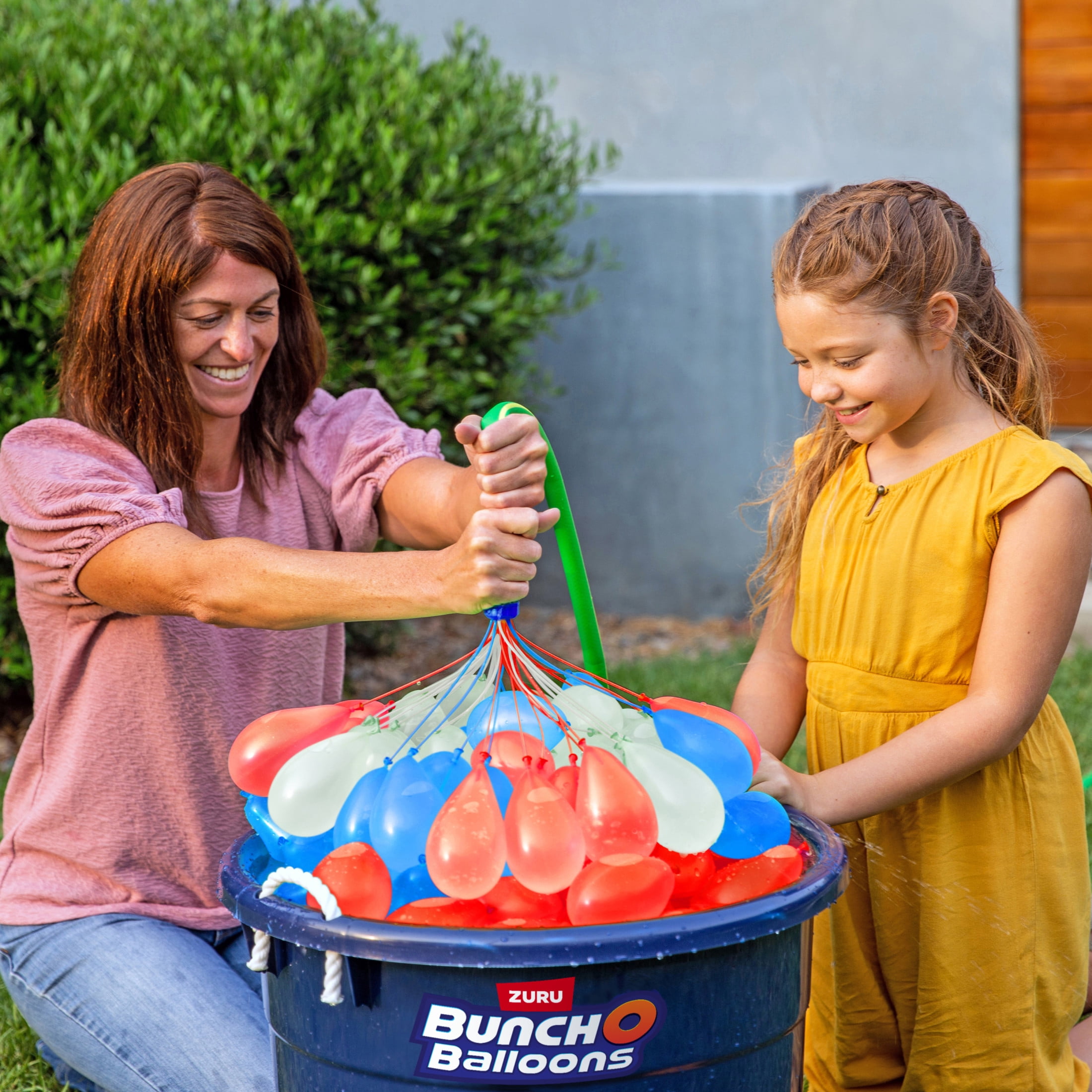 Bunch O Balloons Red, White & Blue 100+ Rapid-Filling Self-Sealing Water Balloons (3 Pack) by ZURU