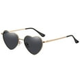 thumbnail image 3 of Trendy Love Heart Gafas de sol Protección Gafas Gafas de sol ligeras Mujeres Yuyangstore Gafas de sol de mujer, 3 of 8