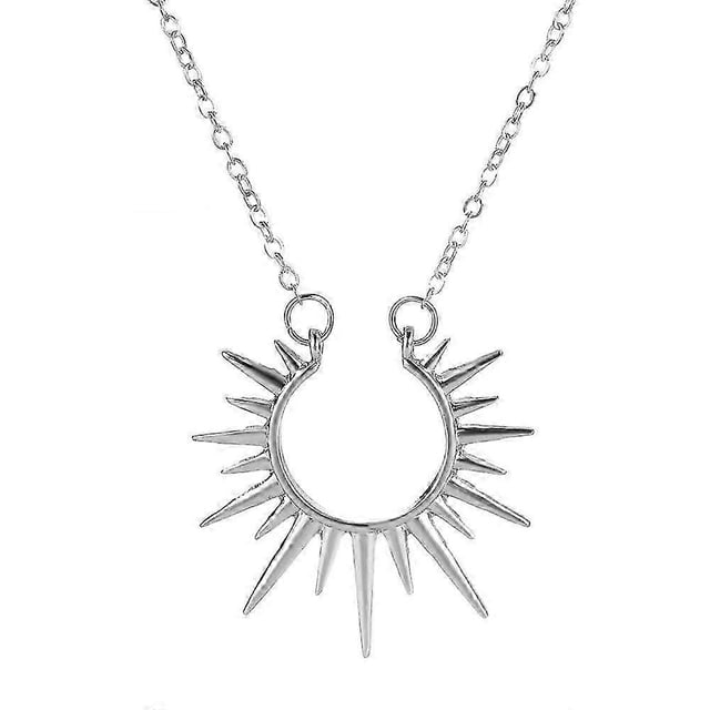 Collar con colgante de sol hueco de acero inoxidable para mujer, collar de sol, regalo sencillo y llamativo para graduación para niñas.