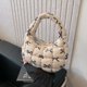 thumbnail image 4 of Bolso Mano Acolchado Con Burbujas para Mujer Hobo Lazo, 4 of 9