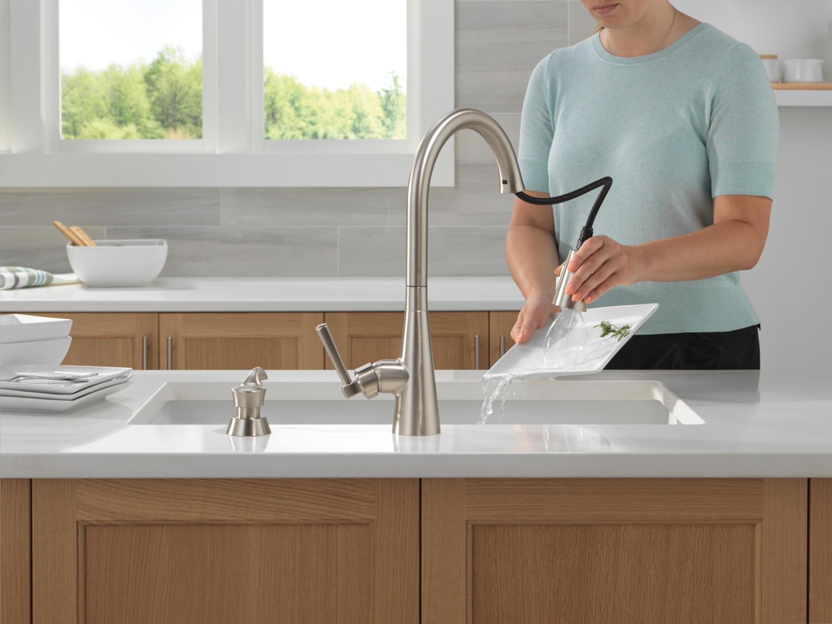 Delta 19893Z-SPSD-DST Boyd 1.8 GPM Single Hole Pull Down Kitchen Faucet - SpotShield