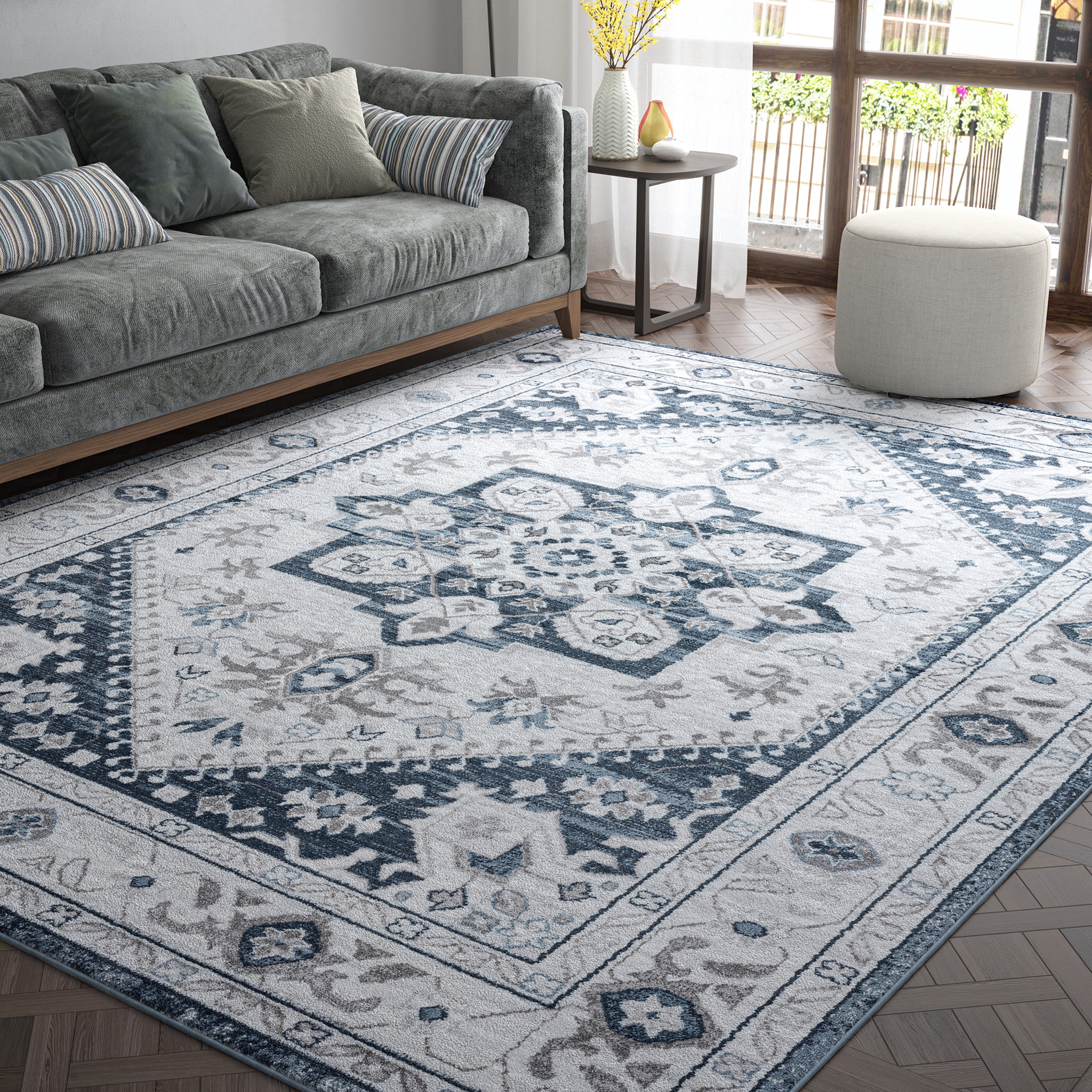Traditional 2x3 Area Rug (2' x 3') Medallion White, Blue Indoor Scatter Easy to Clean