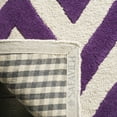 thumbnail image 4 of SAFAVIEH Cambridge Kaitlyn Zig Zag Stripes Wool Area Rug, Purple/Ivory, 6' x 6' Round, 4 of 8