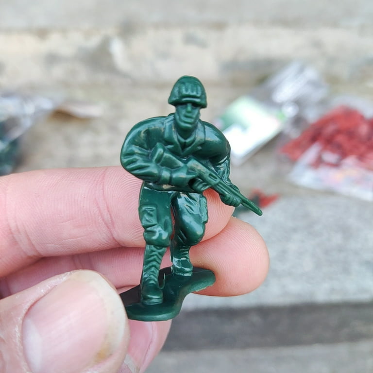 Hiawbon 25 pcs 1:87 Scale Miniature People Figurines Set Mini Soldier  Models Military Base Battlefield People Figures for Miniature Scenes