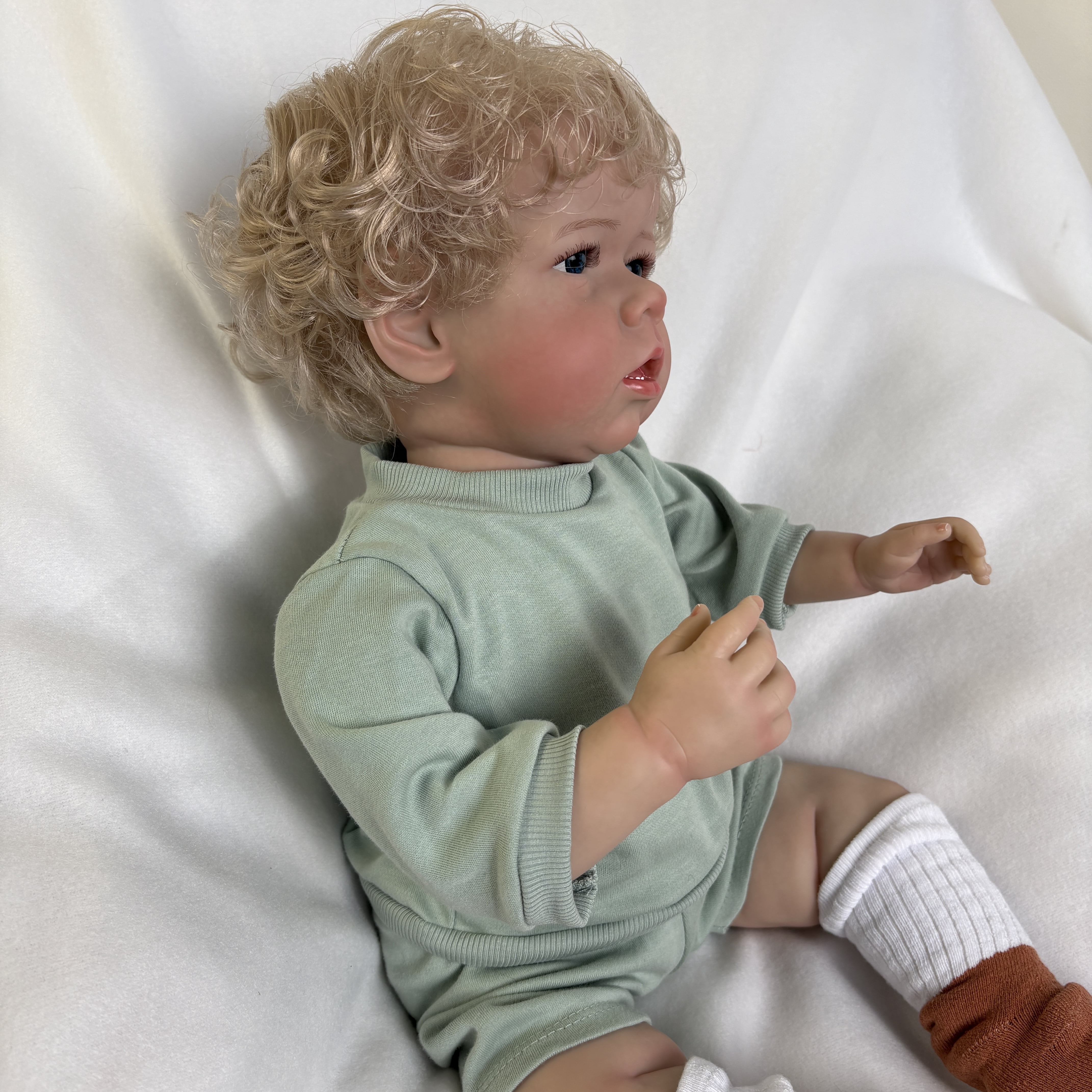 iCradle Lifelike Reborn Baby Dolls Boys Adorable 19 inch 48cm Soft Full Body Vinyl Realistic Newborn Doll That Look Real Life Baby Dolls Toys Birthday Gift for Kids Ages 3+