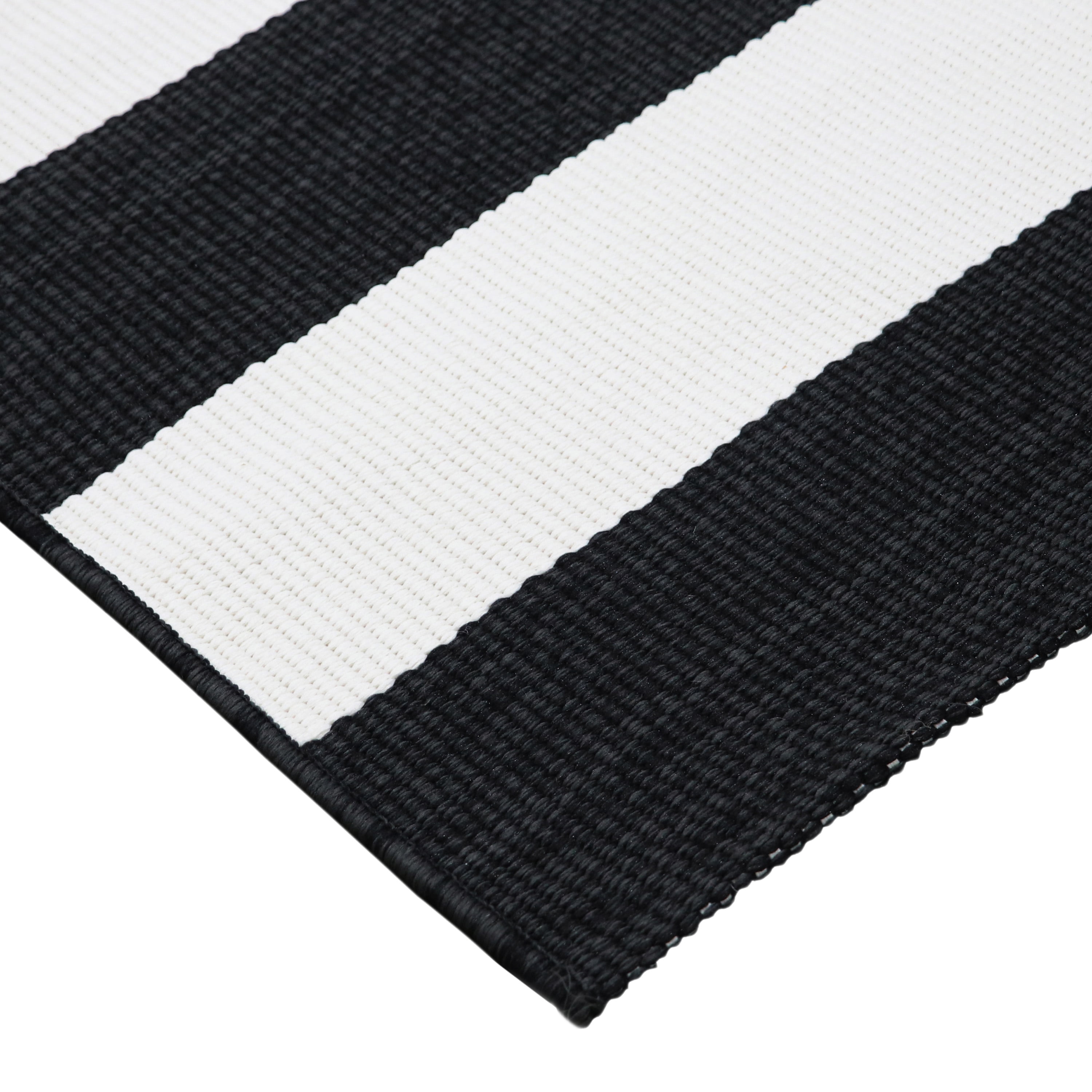 White Striped Outdoor Rug, Indoor Outdoor Black And White Striped Rug 5×7