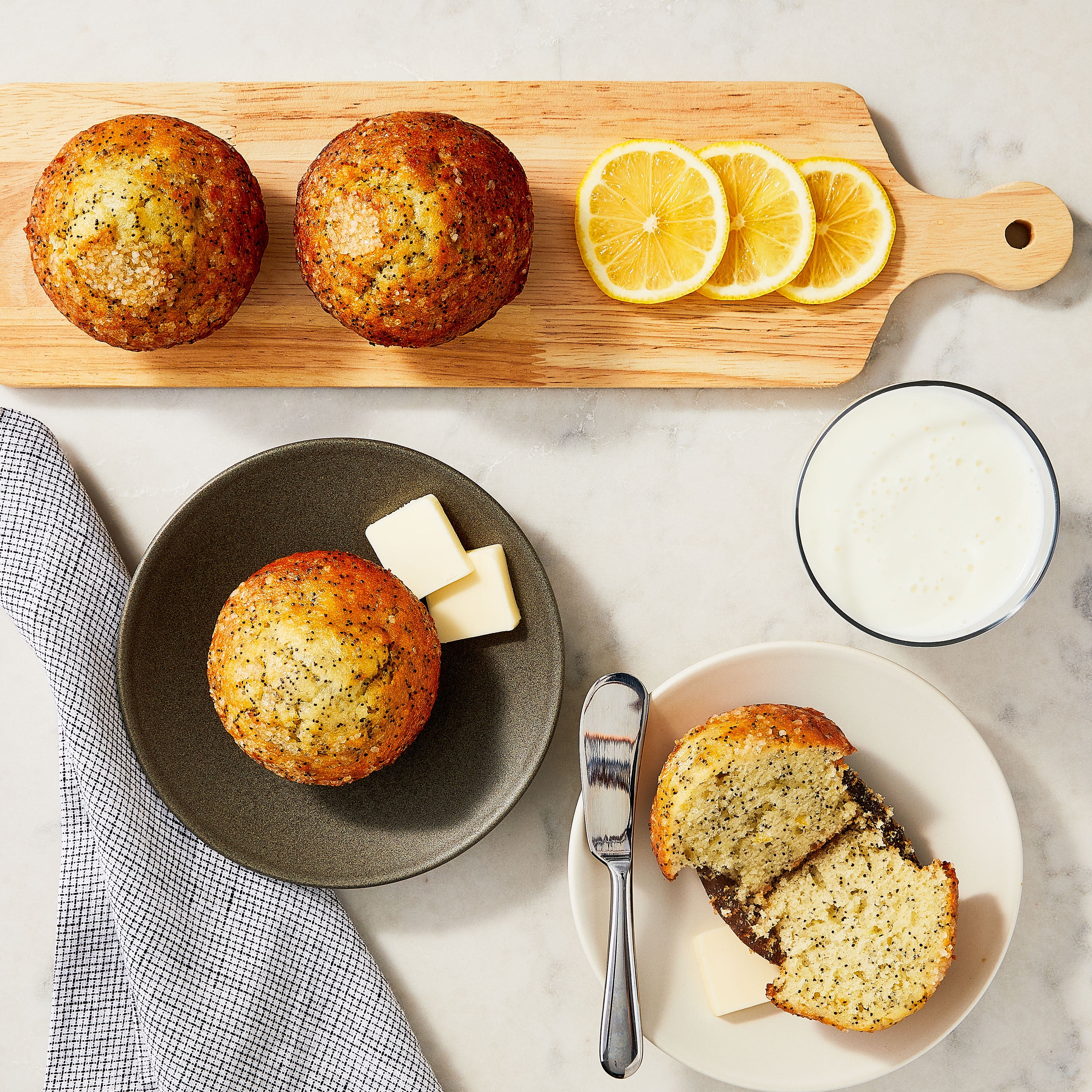 Marketside Lemon Poppy Seed Regular Baked Muffins, 14 oz, 4 Count
