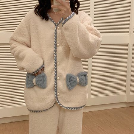 

CoCopeaunt Winter new warm thickened cardigan pajamas female Korean version of the gentle little fragrant wind casual ladies home wear