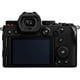 thumbnail image 3 of Panasonic Cámara Lumix S5 (DC-S5BODY) + Tarj. Mem. 64 Gb + Bolso + Lector Tarj. + Luz LED + Soft. Fotog. Corel + Trípode Flex. + Correa Mano + Billetera Mem. + Prot. Tapa + Más, 3 of 8