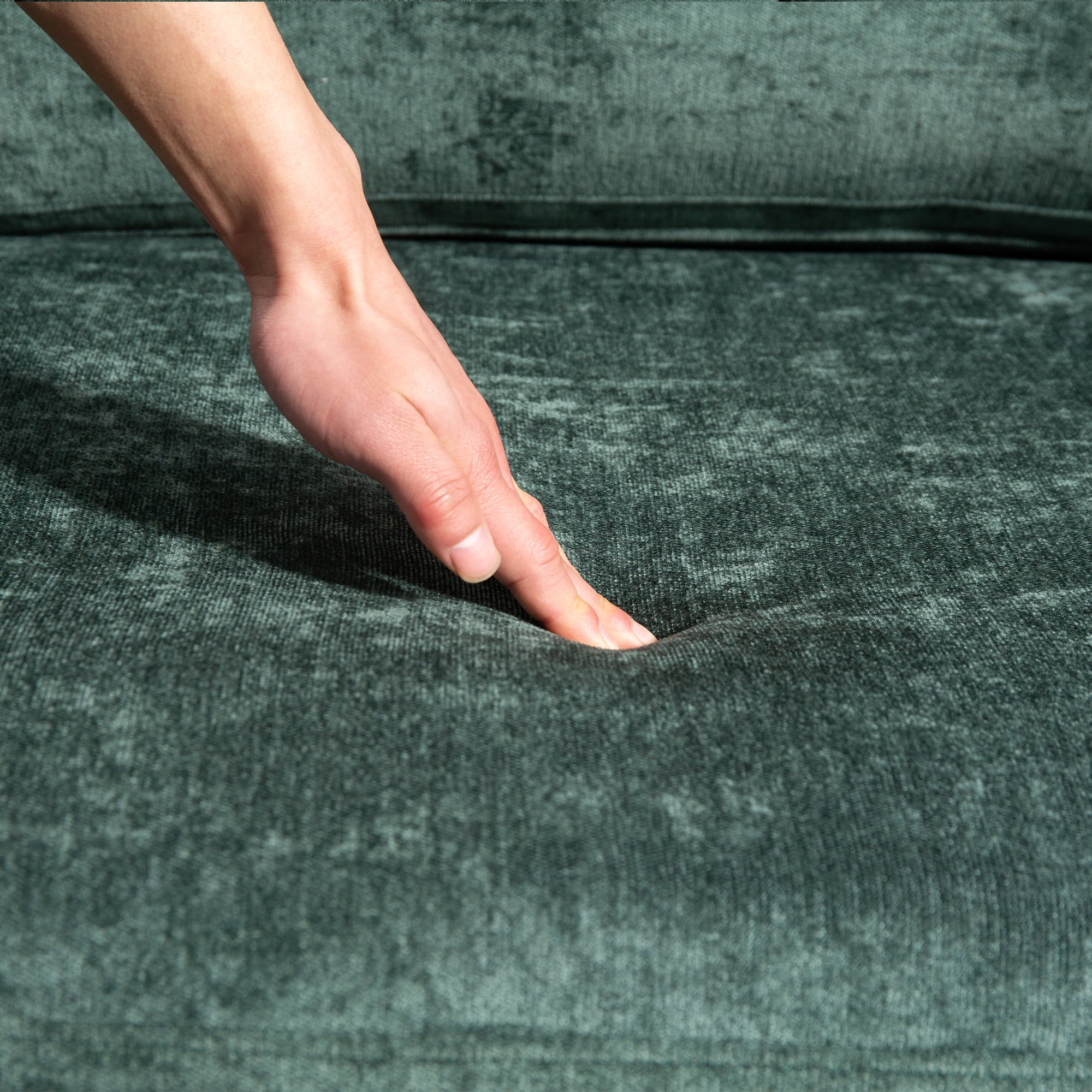 111.42*32.28 inches Comfortable three-seater chenille fabric sofa, soft to sit on, with super soft cushions and side pockets, suitable for living room, apartment. Three-seater deep sofa,Dark Green