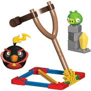 Knex Angry Birds Fire Bomb Vs. Sm Minion Pig