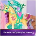 thumbnail image 4 of Muñeca Ava de Unicorn Academy de Playset con forma de hoja que cambia de color, 4 of 9