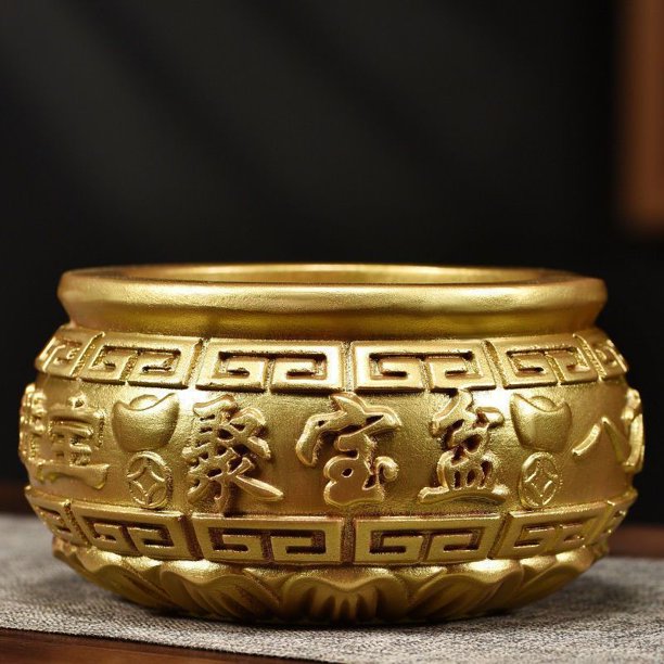 Solid wood red treasure basin ornament, wooden incense burner, home decoration for attracting wealth in the living room, a handicraft for opening a business.